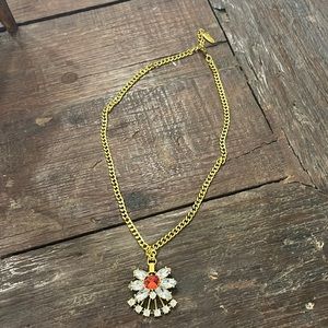 Plunder, Gold chain necklace with rhinestones